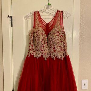 Maroon and gold short dress size XL